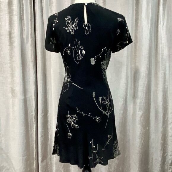 🌟 VINTAGE 90s Minimal Floral Capsleeve Mini - Picture 4 of 9